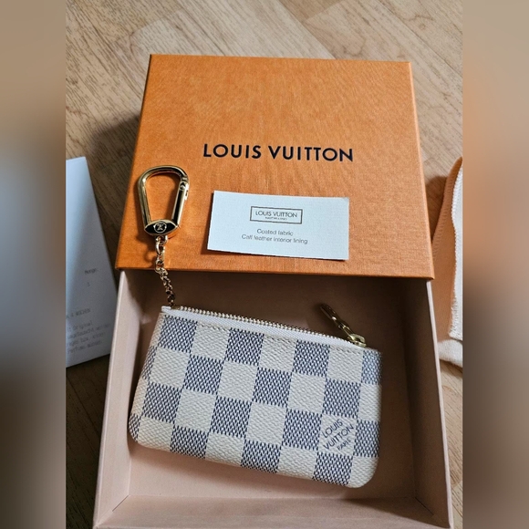 Louis Vuitton Damier Azur Key Pouch - Picture 1 of 11